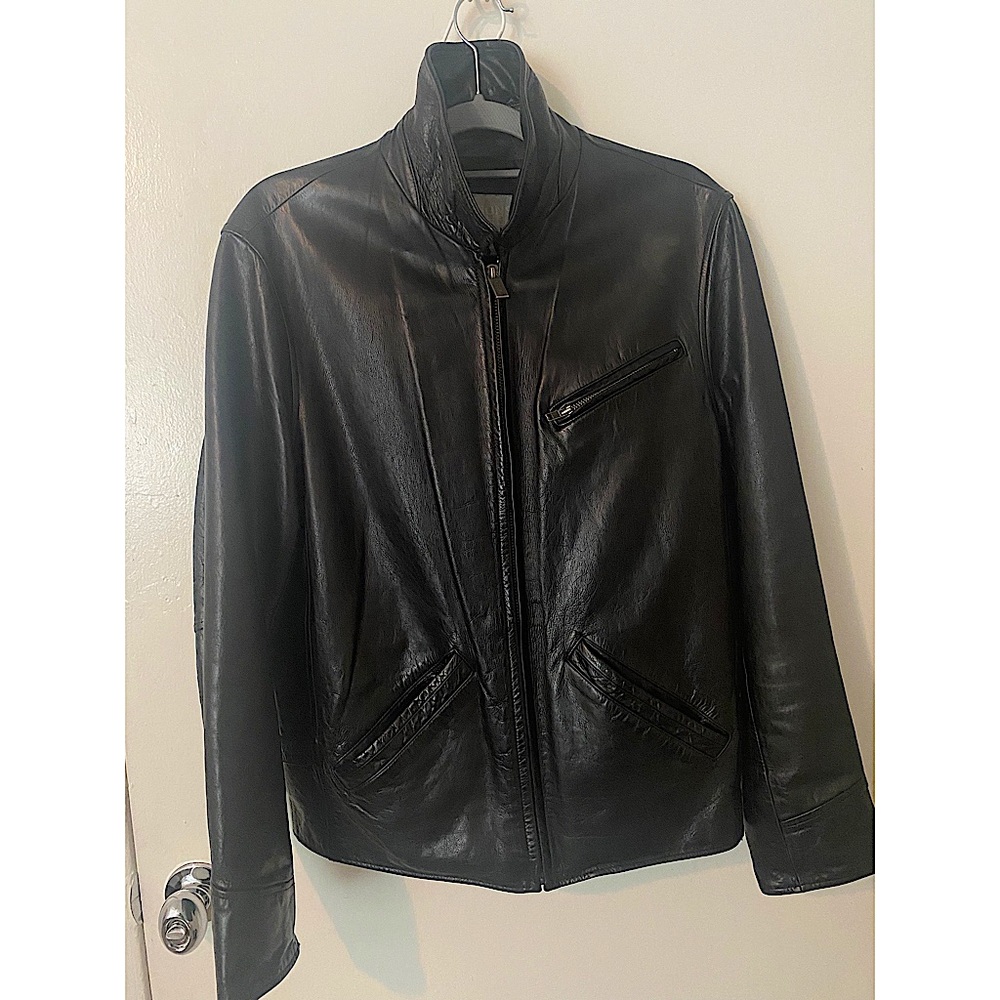 Genuine 100% All Round Leather Jacket,No Cracks, No Tears.Pet Free Home Boys/Men